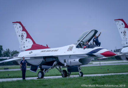 US Thunderbirds 5